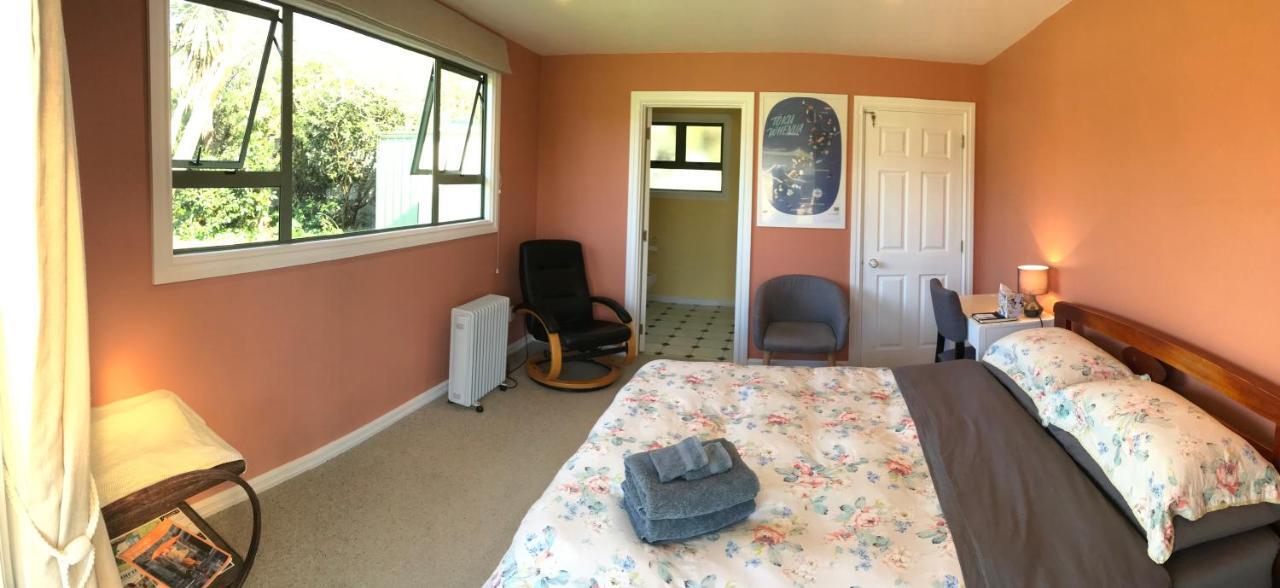 Cosy, Central Greytown Sleepout Eksteriør bilde